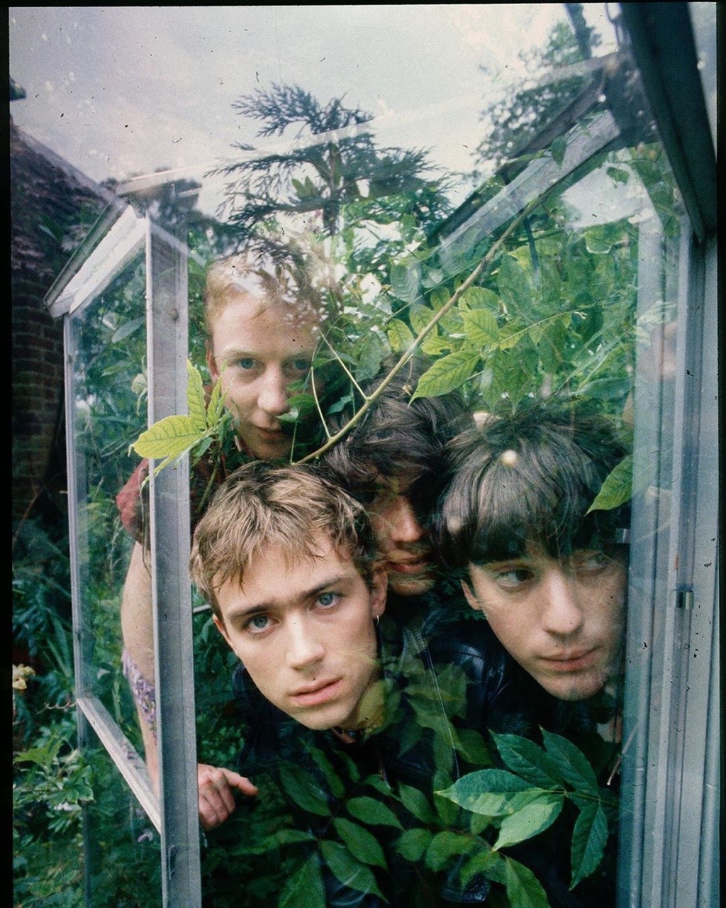 XXX damonalbarnisperfect-deactivate:Blur- Diana photo