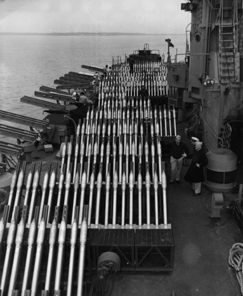 lex-for-lexington:“LSMR: Landing craft gains new “muscle”.   Rows of rocket launchers, loaded with t