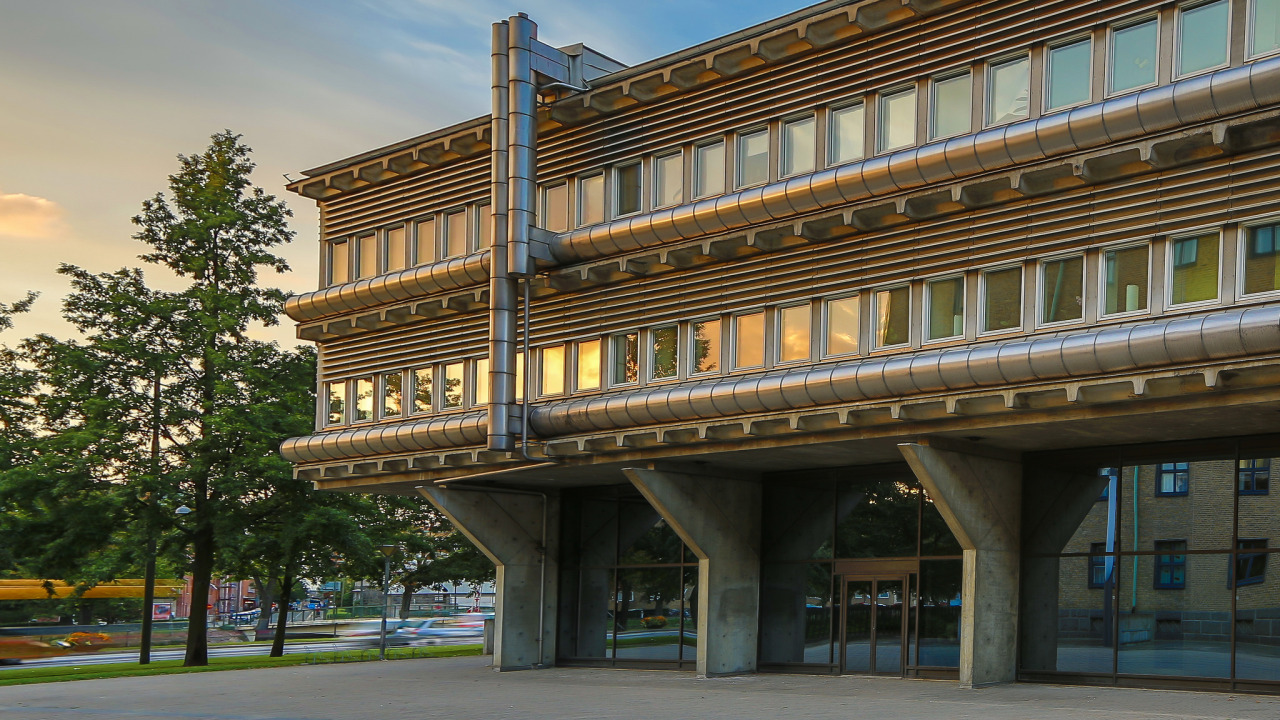 infiniteinterior:  Government offices, Malmö 1972-1974 Bernt Nyberg source  