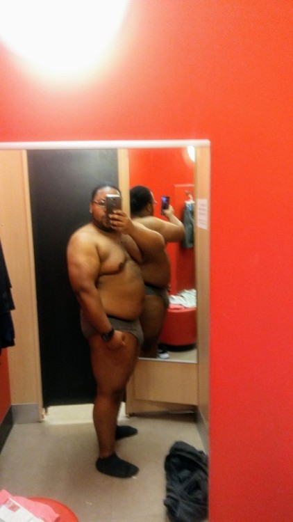 lightheavy12: Holding it down for big men #black #bigblackmen #over200 Mmm