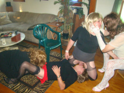 mb8809:Looks like a fine stocking party wold luv to party  share your passions