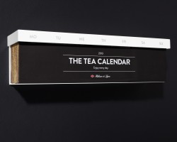 cjwho:  The Hälssen & Lyon Tea Calendar