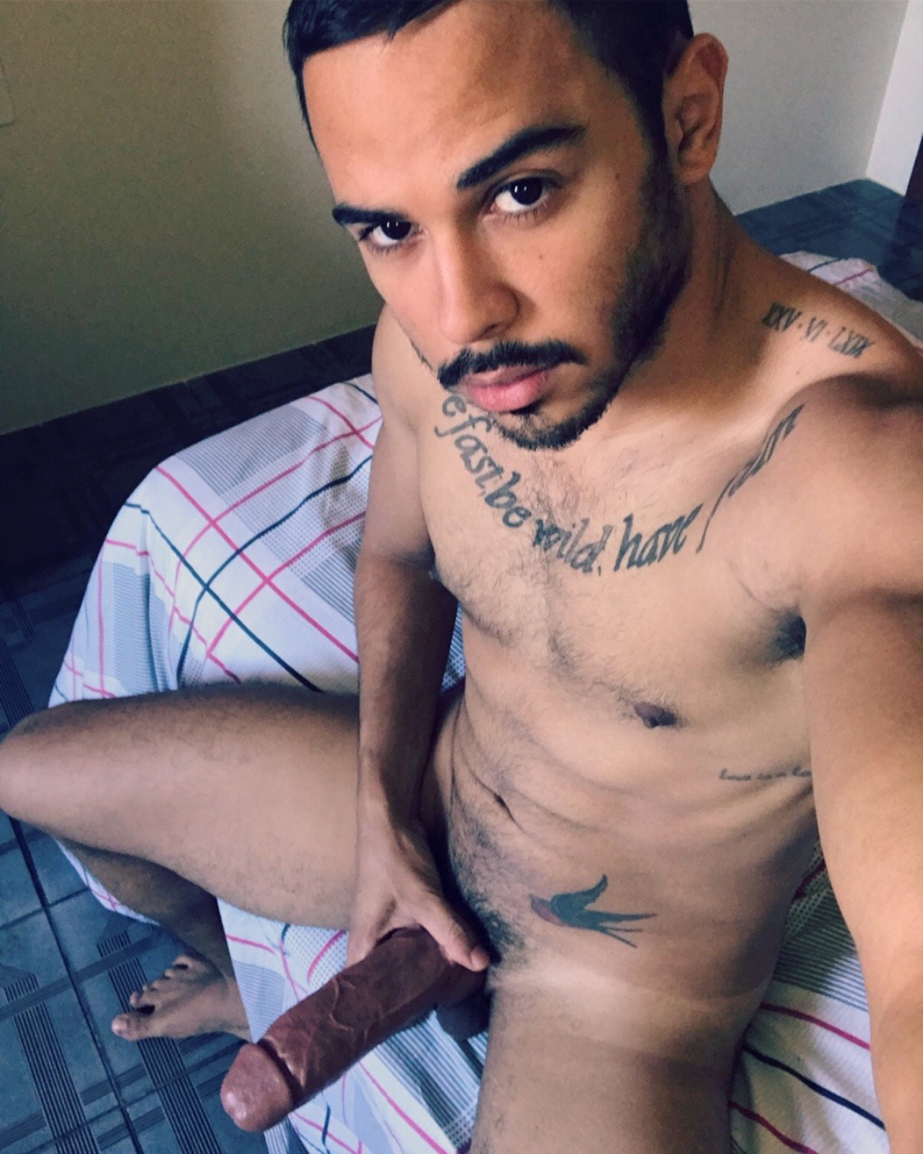 apolosanchezz:  SUCK MAH D