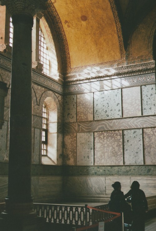 benzynne:  Inside the Hagia Sofia \ Olympus OM2