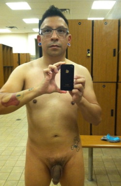 sepdxbear:  Woof :) mouseylatino:  gym papi