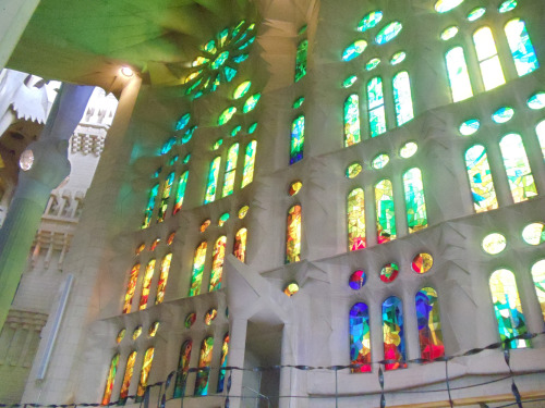 Templo de la Sagrada Familia (Interior), Barcelona, Catalonia, Spain.