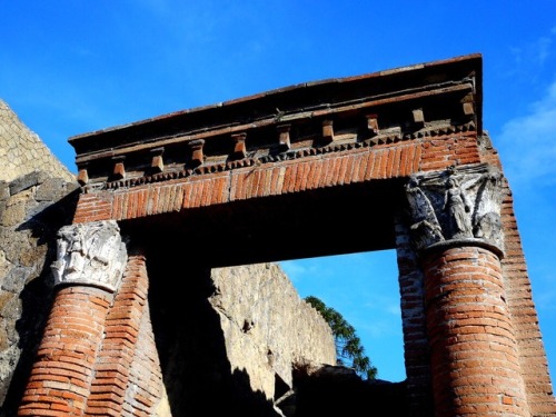 abrighterhellas:Capitals with winged Victories - House of the Great Portal at Herculaneum, buried by