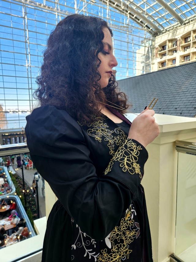 Some pictures of my Yennefer cosplay from Katsucon this weekend! I wasn't planning on taking any, but a friend convinced me 