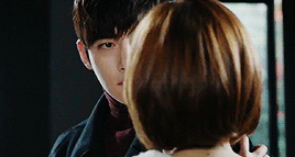 dazzlingkai:“Why won’t you look at me or hug me? Is it because of the story about my father killing 