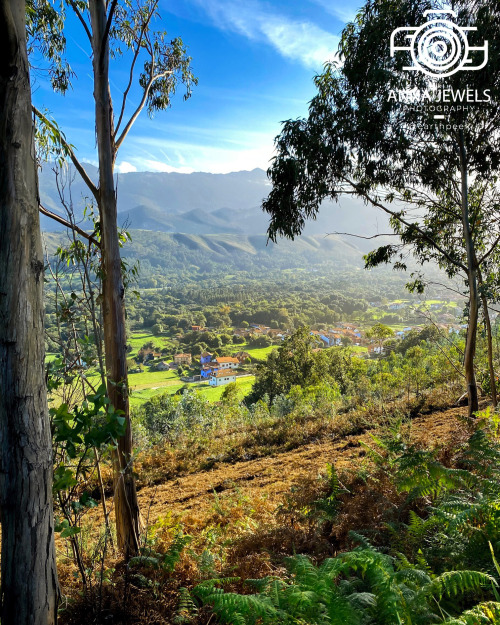 Andrin - Spain (by Anna Jewels (@earthpeek)) https://www.instagram.com/earthpeek/ 