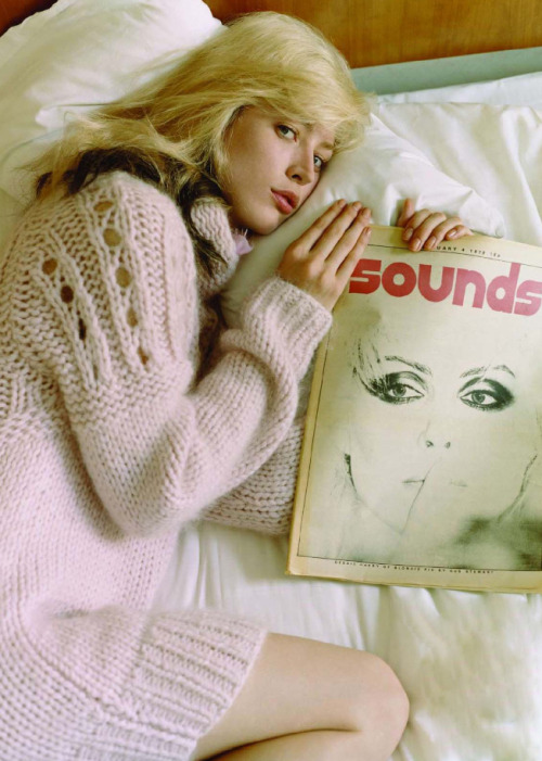 mazzystardust:  Blondie | Raquel Zimmermann by Alasdair McLellan