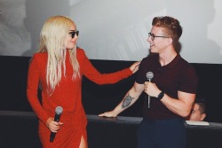 aslongasimyourprincess:  tyleroakley: hosted a screening of A Star Is Born… &amp; Lady Gaga crashed it. #WBPromotion watch the full video of how it all went down: youtu.be/w3pbM1VxPRs  