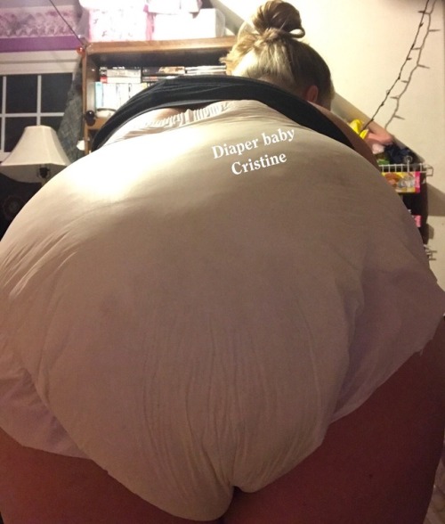 diaperbabycristine: Thick crinkly diaper butt! Wet diaper changing needed baby diaper butt!