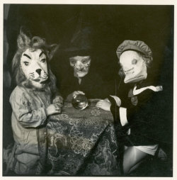 odditiesoflife:  Creepy Vintage Halloween