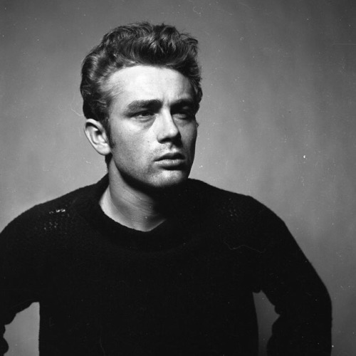 dicaprio-diaries:James Dean photographed by Roy Schatt, 1954