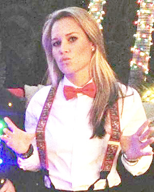 lostdeliriousbutstillliving:  rollingbug:  Ties and bow ties (XX)  😍😍  Hot