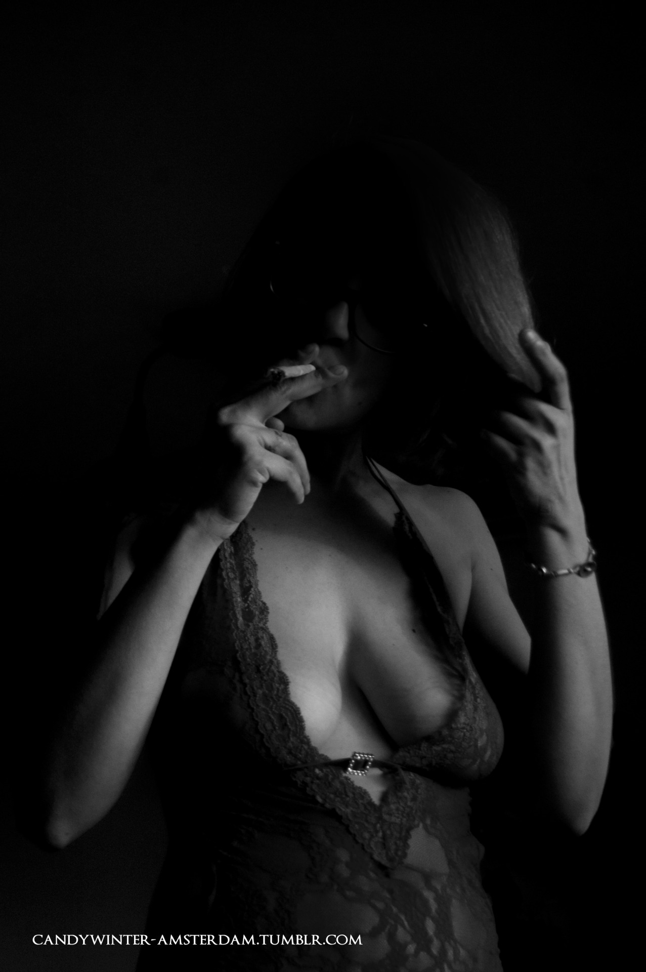 candywinter-amsterdam:  I like smokin’ n’ playing with myself in the afternoon
