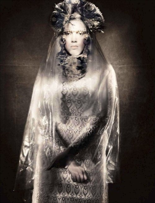 lookonmyworksanddespair:Paolo Roversi: Retrospective