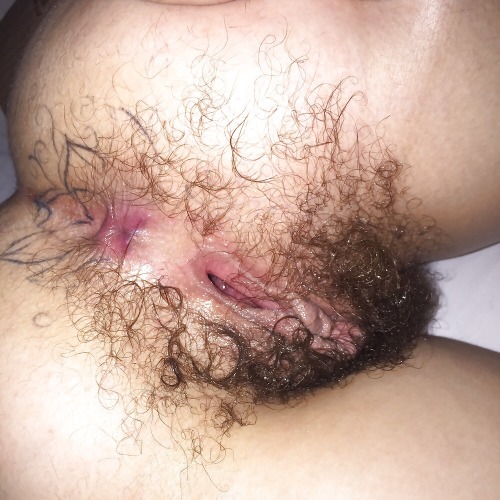 traphair90:  yenipeluda  Great body beautiful hairypussy