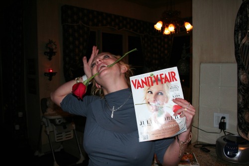 littlehookerofgaga: Britney Spears posing with Vanity Fair Magazine(2007)