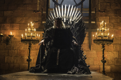 watcherswall: As Many as Three New Game of Thrones Prequel Ideas in the Works at HBO