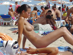lovenakedbeach:  Nude hot chicks and bikini