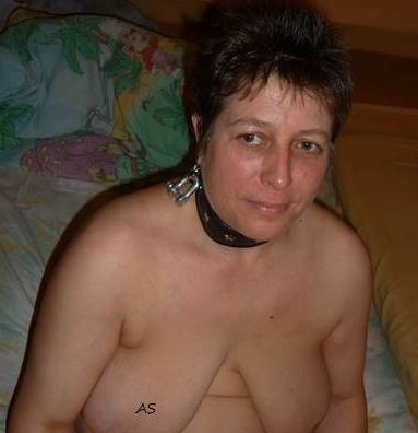 bareficker:Anne SAU von Schick03. Ihr Mann und Meister laesst nur absolute Sadisten