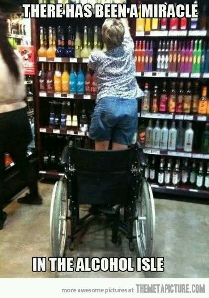 softly-transcending:  PRAISE…… Captain Morgan  Lol