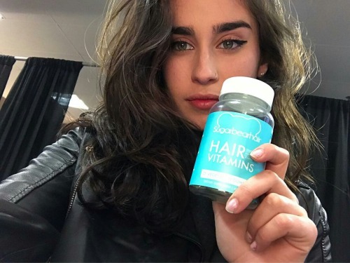 laurenjauregui: My hair&rsquo;s lookin real cute thanks to @sugarbearhair and their delicious ha