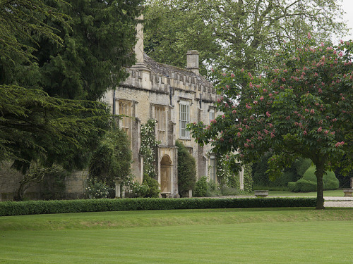 sing-a-song-o-sixpence:Down Ampney Houseby Nigel Musgrove-one million views-thank you! on Flickr.