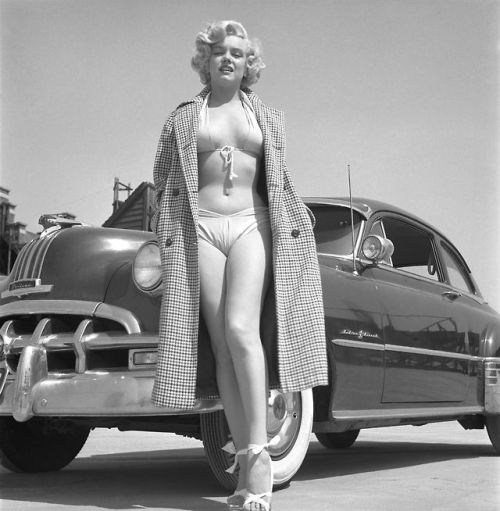 Marilyn Monroe poses next to a 1950 Pontiac Chieftain on the backlot of 20th Century-Fox in 1951. (Photos by Earl Theisen)
