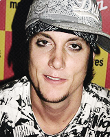 hailtothaking:   syn + silly faces + perfect