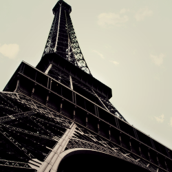 littlephotosets:  eiffel tower