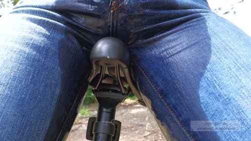 wetting sexy tight jeans on bike - more wetting pix-> http://femboydl.tumblr.com/archive