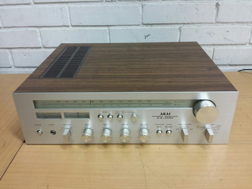 Akai AA-1030 Stereo Receiver, 1976