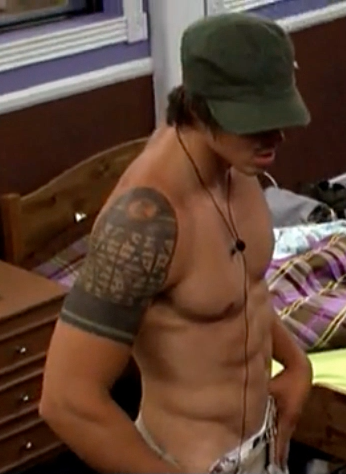 I found out that Nick openly admitted on the feeds to giving a guy a blowjob, so in honor of that Im reposting some Nick pics