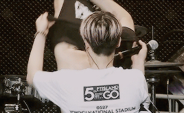 malegroups:   o_o 