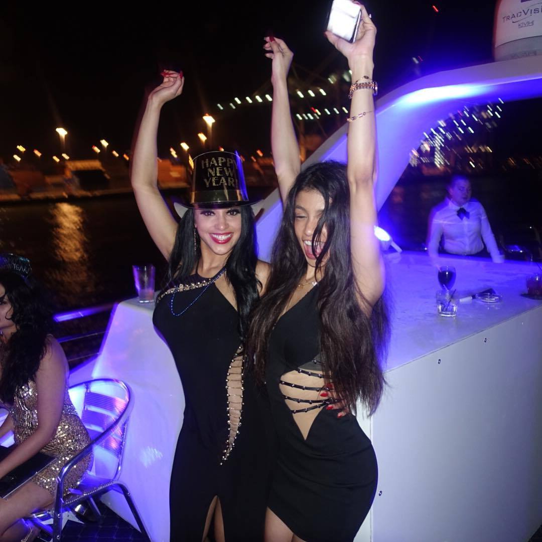 This is how I spent my New Year 2016 with my @ibellaan 😍👯 😂😊I love her