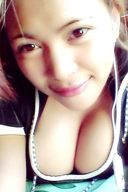 thaiaddict:  Date a Thai girl!