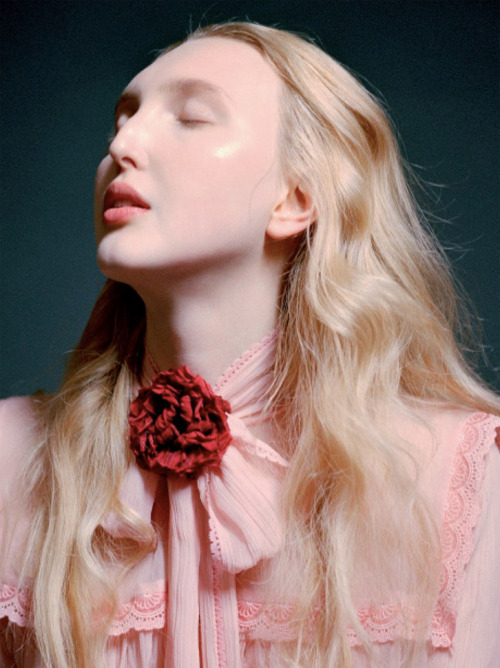 Cierra Skye by Maurizio Bavutti for Metal Magazine
