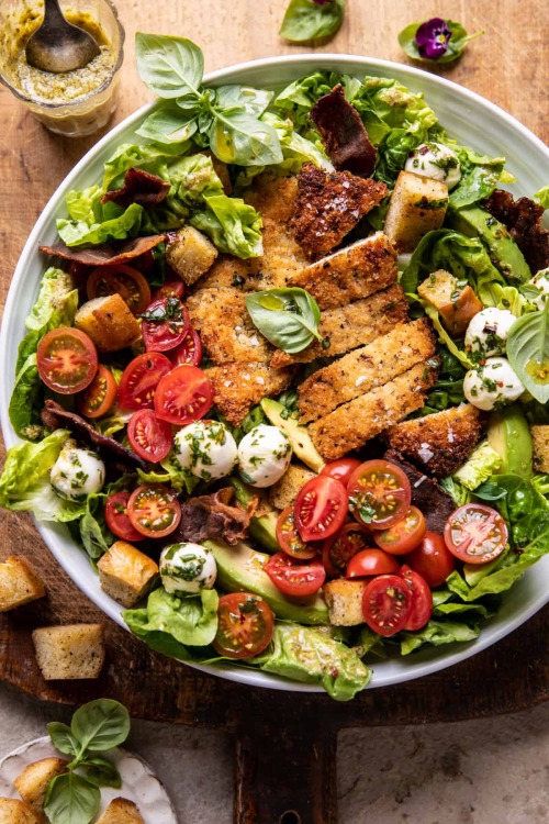 daily-deliciousness:Crispy italian chicken and bacon salad with tahini pesto dressing and sourdough croutons   Yes please…..table for 2 in the corner 😋😋