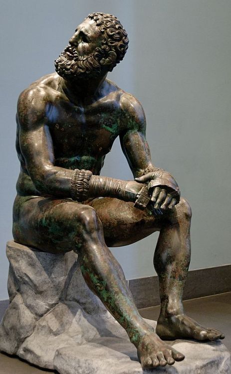 Seated Boxer (300–200 BC). Bronze and copper, 140 cm high. Museo Nazionale Romano—Palazzo Massimo al