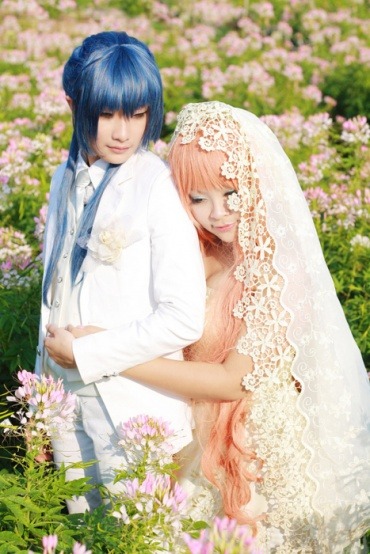 withywindlesdaughter:  Wedding Cosplay