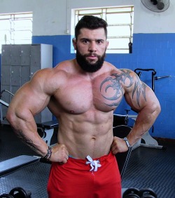 worldbodybuilders:  Lucas Martins.