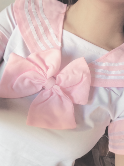 pinky-promise-princess:   pink seifuku   ♡   please do not remove caption/source or self promote.  
