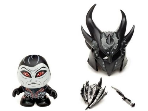 otlgaming:  THE ELDER SCROLLS V: SKYRIM VINYL FIGURES Symbiote Studios have put out some licensed vinyl figures for Bethesda’s The Elder Scrolls V: Skyrim. There’s a Dragonborn figure (with Axe and Sword), Dark Elf in Daedric Armor (complete with