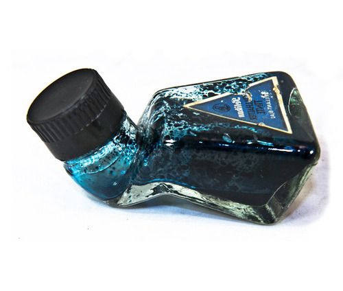Wilhelm Wagenfeld, ink bottle for Pelikan and packaging, 1938. More:  Wilhelm Wagenfeld St