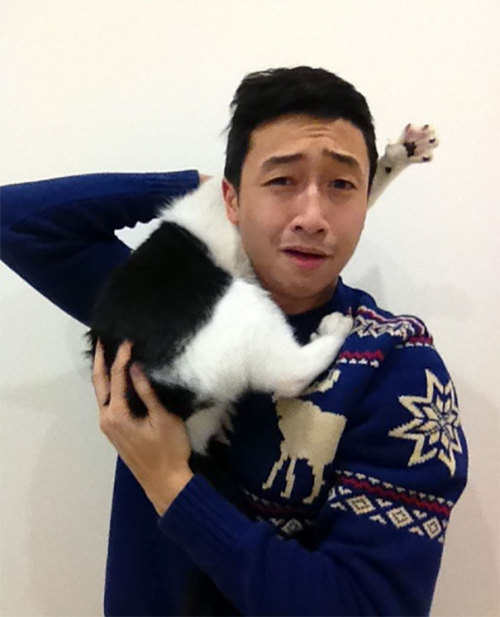 catsbeaversandducks:I Don’t Want To Be In Your Stupid Selfie!More on Bored Panda