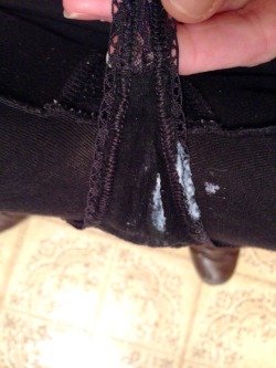 jellybeanphalange:  My pussy made my panties creamy and then creamier