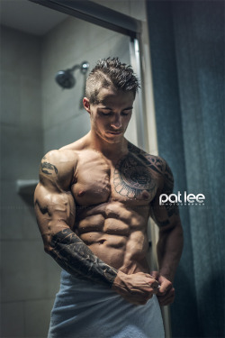 patlee:  Daniel Kielgast | by Pat Leehttp://patlee.net/Follow Daniel at http://on.fb.me/1HgnZz3Pat Lee is a Chicago-based photographer available for personal and commercial projects.#muscle #bodybuilding #physique #male #fitness #fitfam #gym #fitspiration